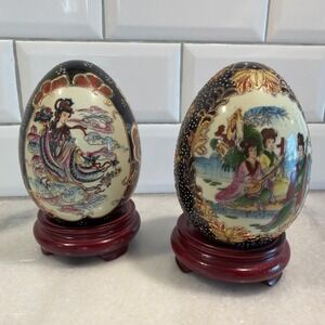 2 Vintage Hand Painted Oriental Japanese Porcelain‎ Satsuma Egg Geisha Kimono